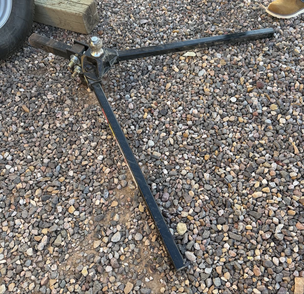 Equal-i-zer 4-Point Sway Control Hitch 1000lb V5 - The Original Weight Distribution System