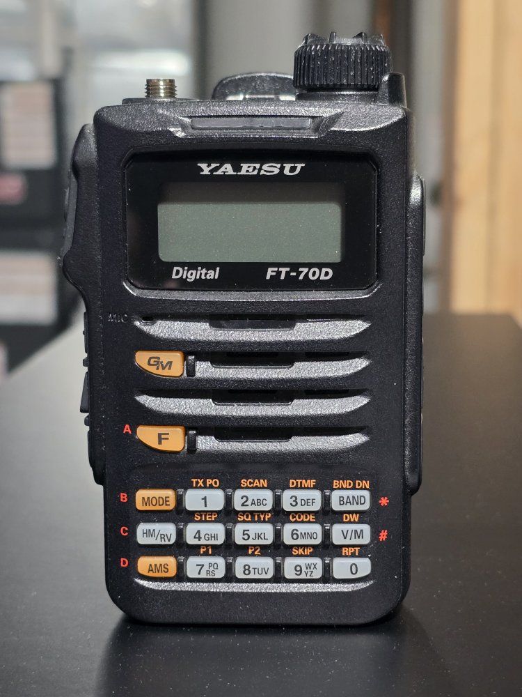 Yaesu FT-70DR Dual-Band Digital/Analog Handheld – Like New