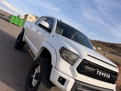 2015 Toyota Tundra CrewMax
