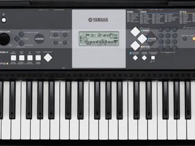 Yamaha Keyboard Portable Grand Piano Reverb YPT-230 w Music Sheet Note Stand