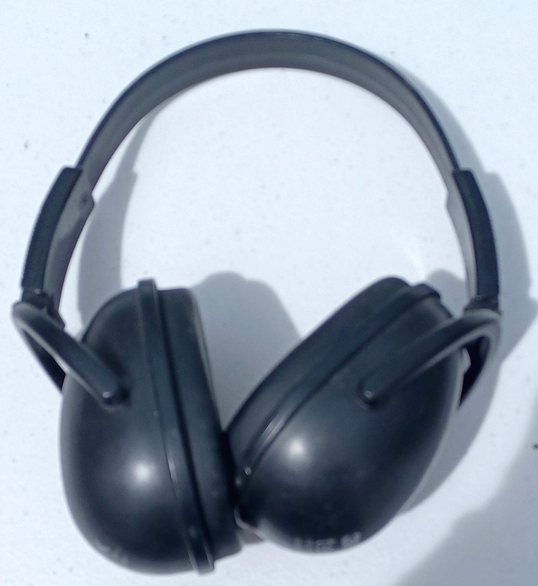 Unbranded Black Over-Ear Hearing Protection Earmuffs Noise Reduction Safety Gear
