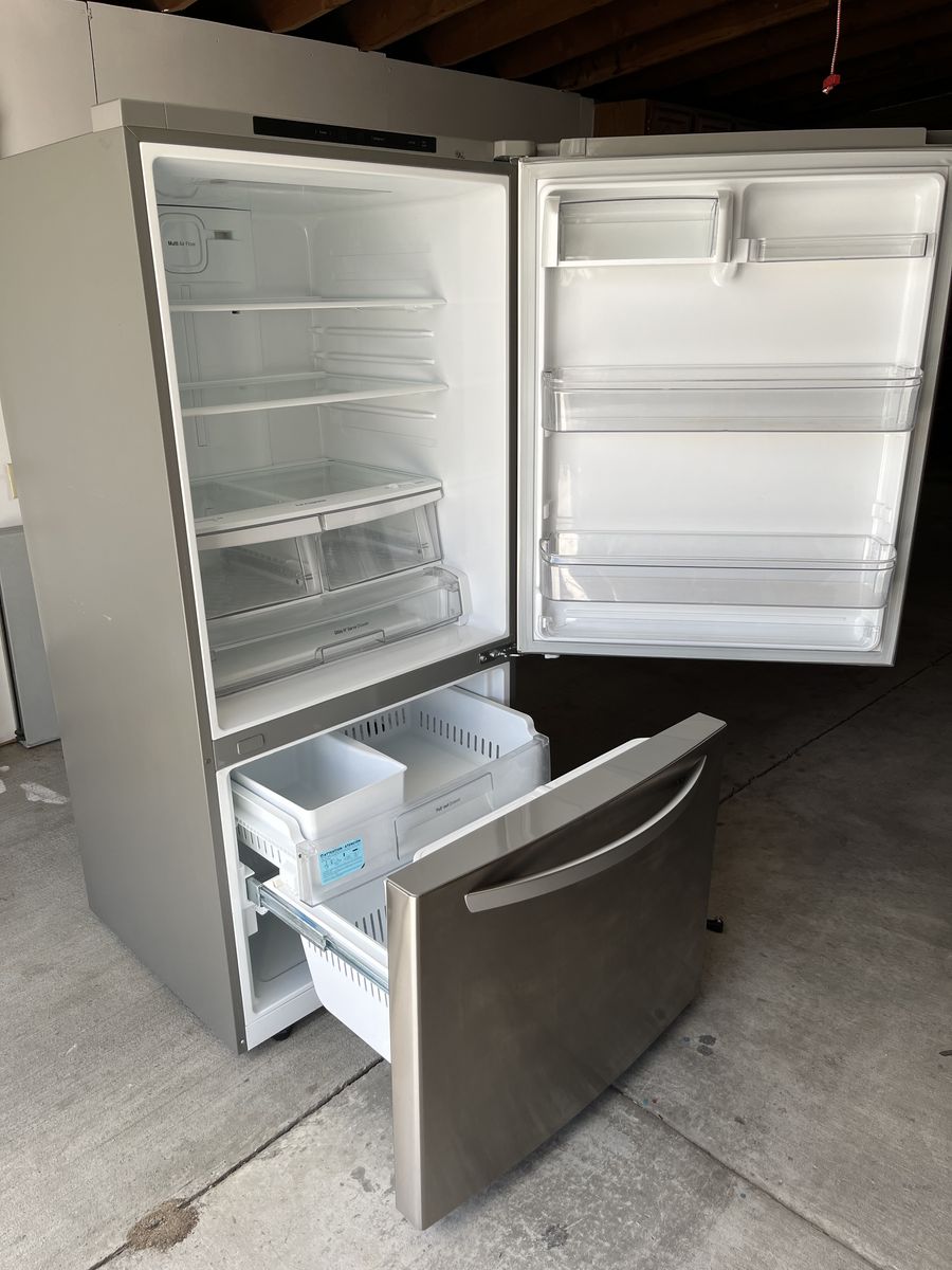 Main image 6