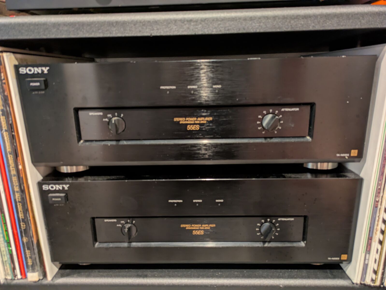 2 Sony 55es Power amplifiers
