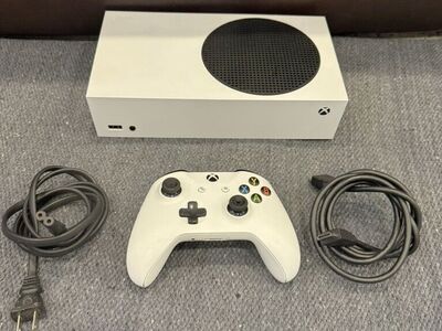 Xbox Series S Bundle
