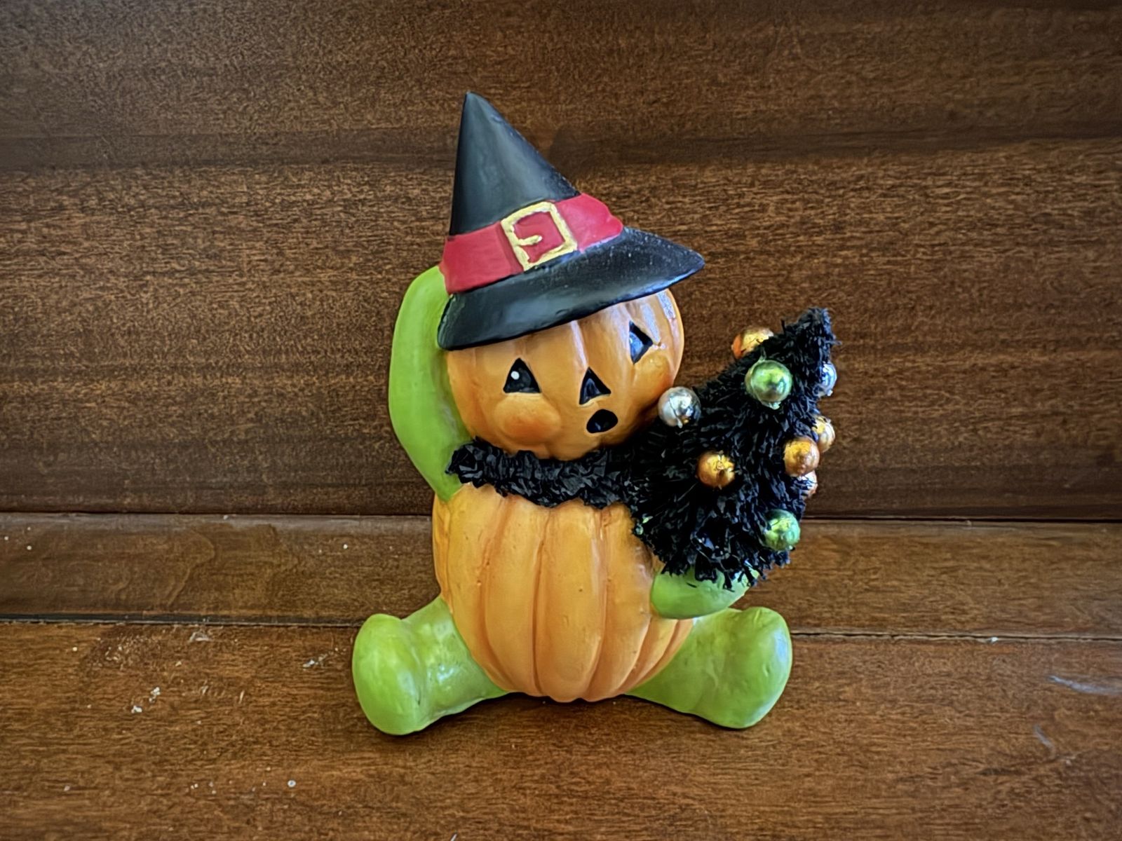 New Witch Pumpkin Figure