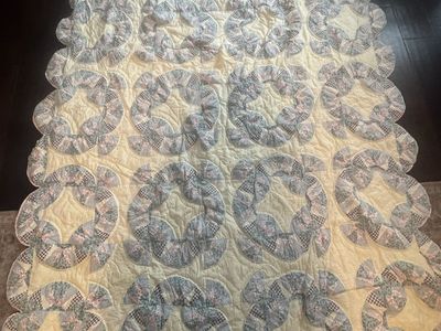 Handmade Vintage Blue Pink Gingham Floral Pattern Quilt Scalloped Edge Blanket 62 x85