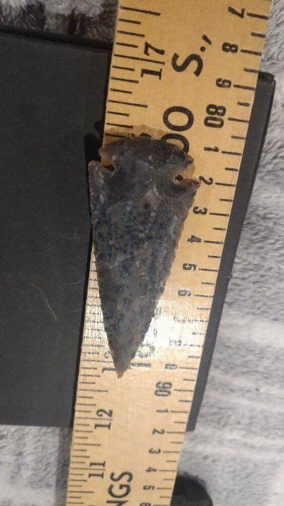 SPEAR TIP ARROW HEAD