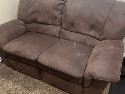 Dual Reclining Loveseat - Zero Clearance Recliners