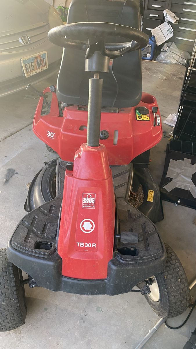 Troy Bill TB30R Riding Lawn Mower