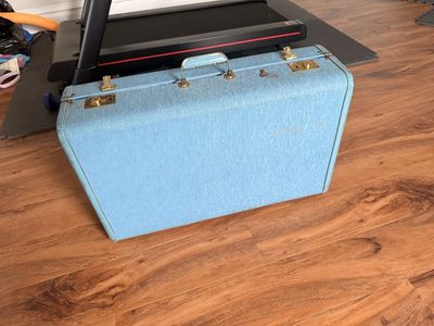 Vintage Blue Hard Shell Suitcase Luggage with Key and Brass Latches