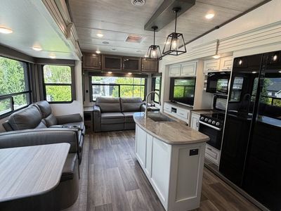 2023 Keystone Cougar 368MBI Fifth Wheel 39’ Solar, On demand water heater