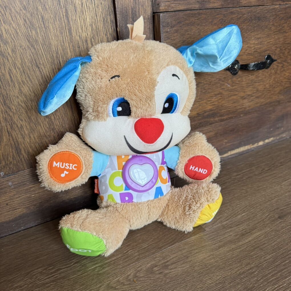 Fisher-Price Laugh & Learn Love to Play Boy Puppy