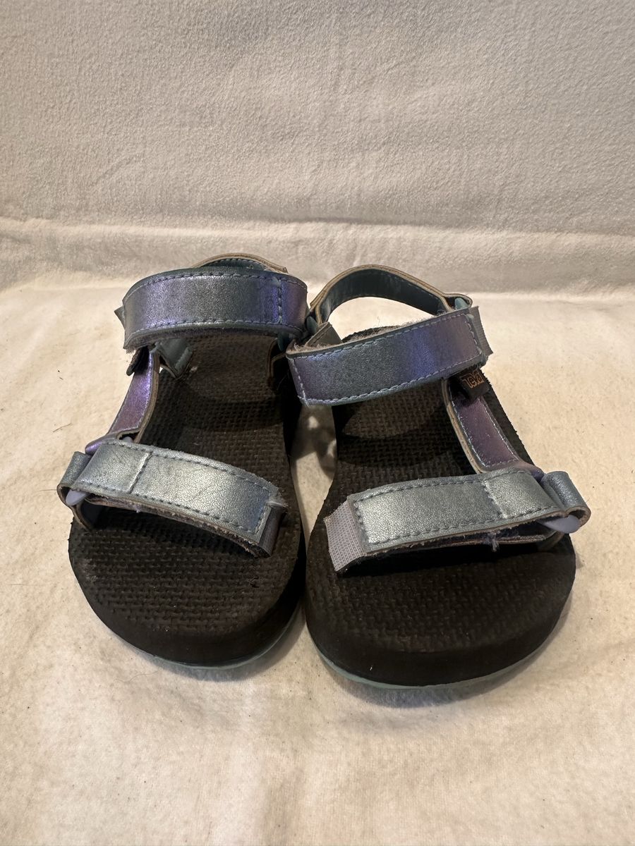 Teva toddler size 8 blue shimmery beach sandals