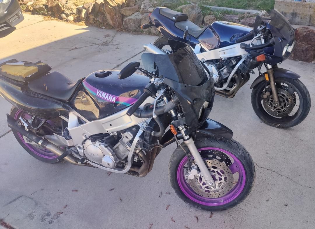 TWO Yamaha FZR600s '93 '94