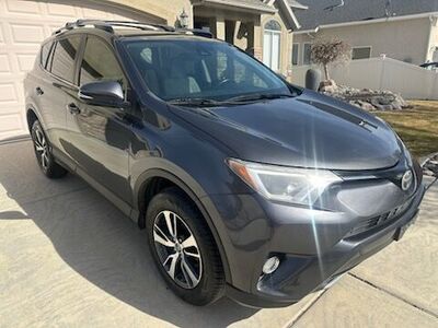 2017 TOYOTA RAV4 XLE