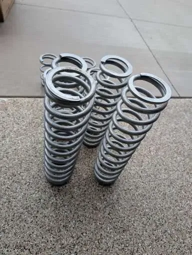 KAWASAKI SPRING SET EXCELLANT SHAPE LIKE NEW