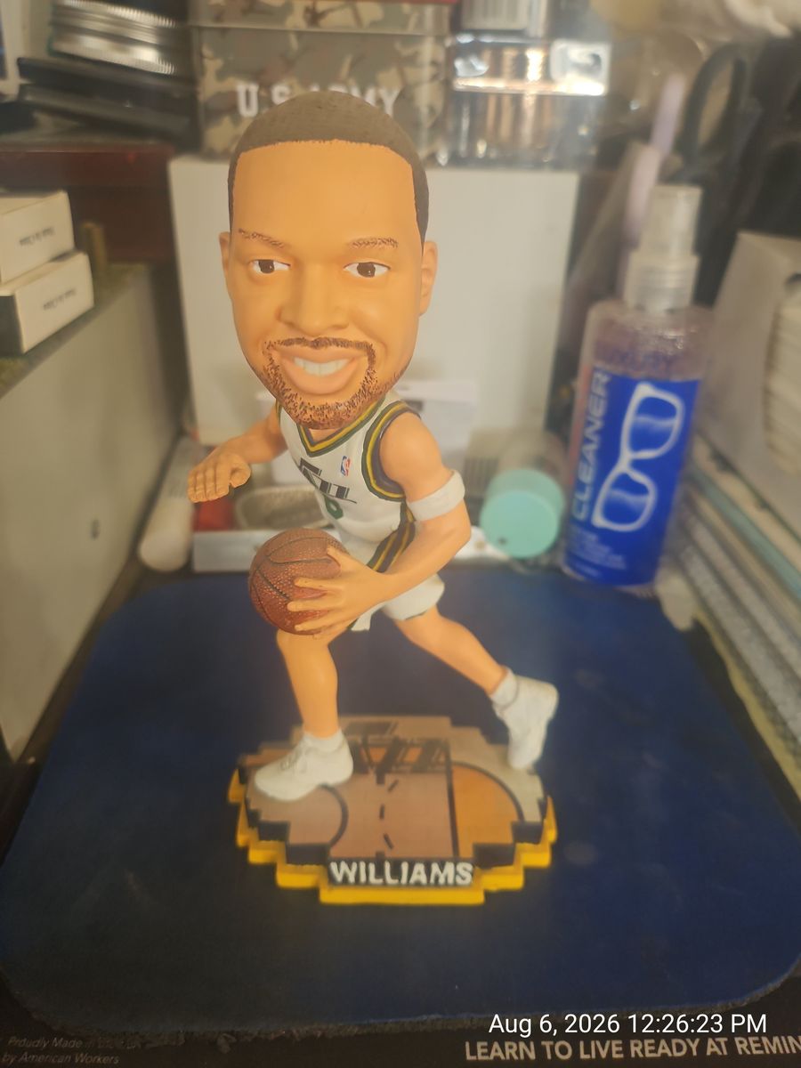 New - FOCO Deron Williams Utah Jazz Scoreboard Bobblehead Figurine