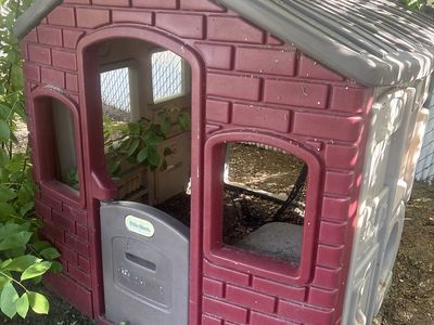 Little tikes play house