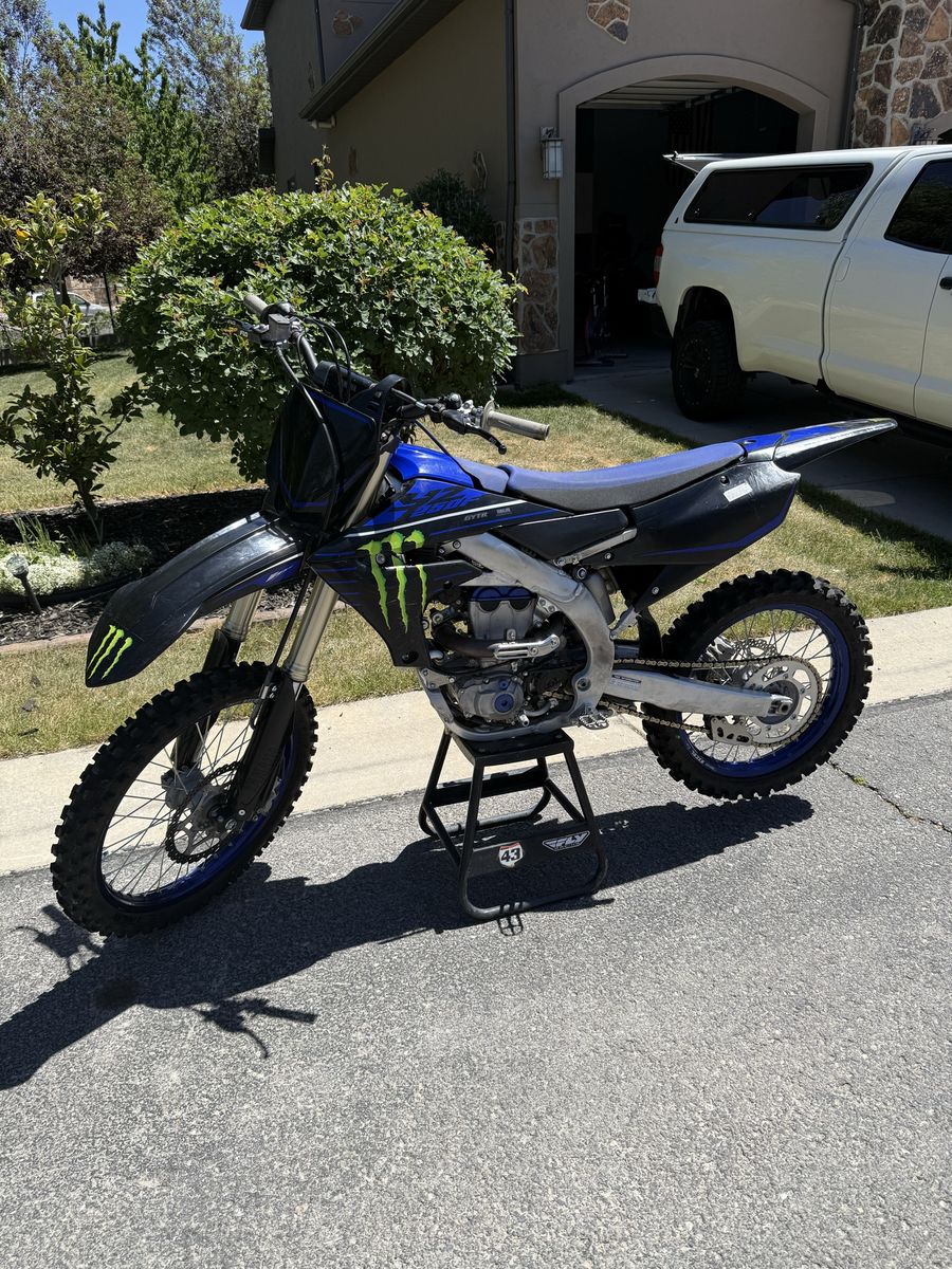 2021 Yamaha YZ250F – Low Hours