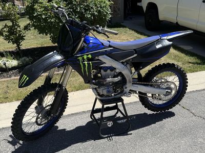 2021 Yamaha YZ250F – Low Hours