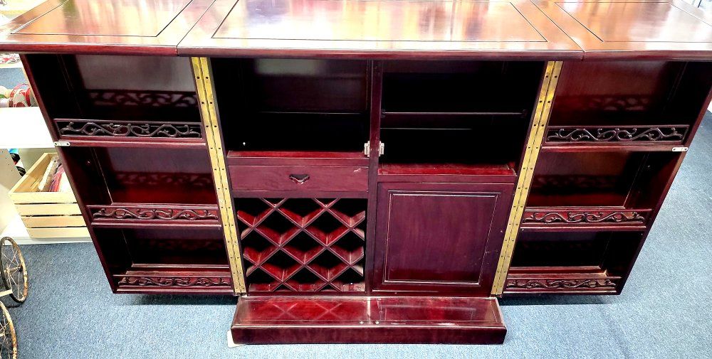 Main image 7