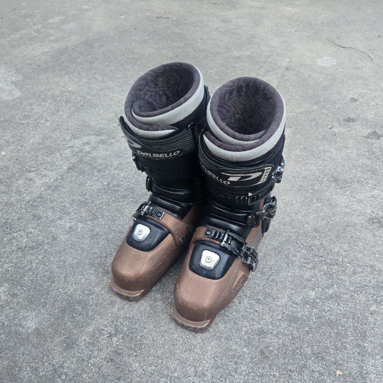 Women's Dalbello 7.5-8 Mondo 25.5 Ski Boots 296mm