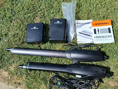 TMT Clifford 400 Dual Swing Gate Opener Set - App Capable
