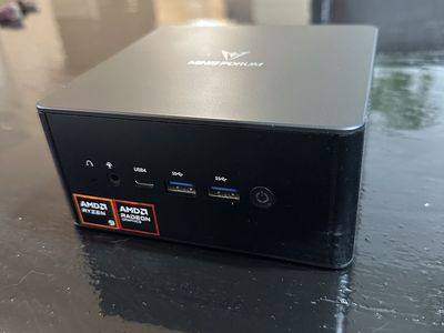 MINISFORUM UM890 Pro Mini PC Ryzen 9 8945HS 16GB DDR5 RAM & 512GB storage