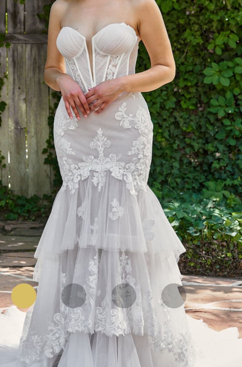 Wedding dress