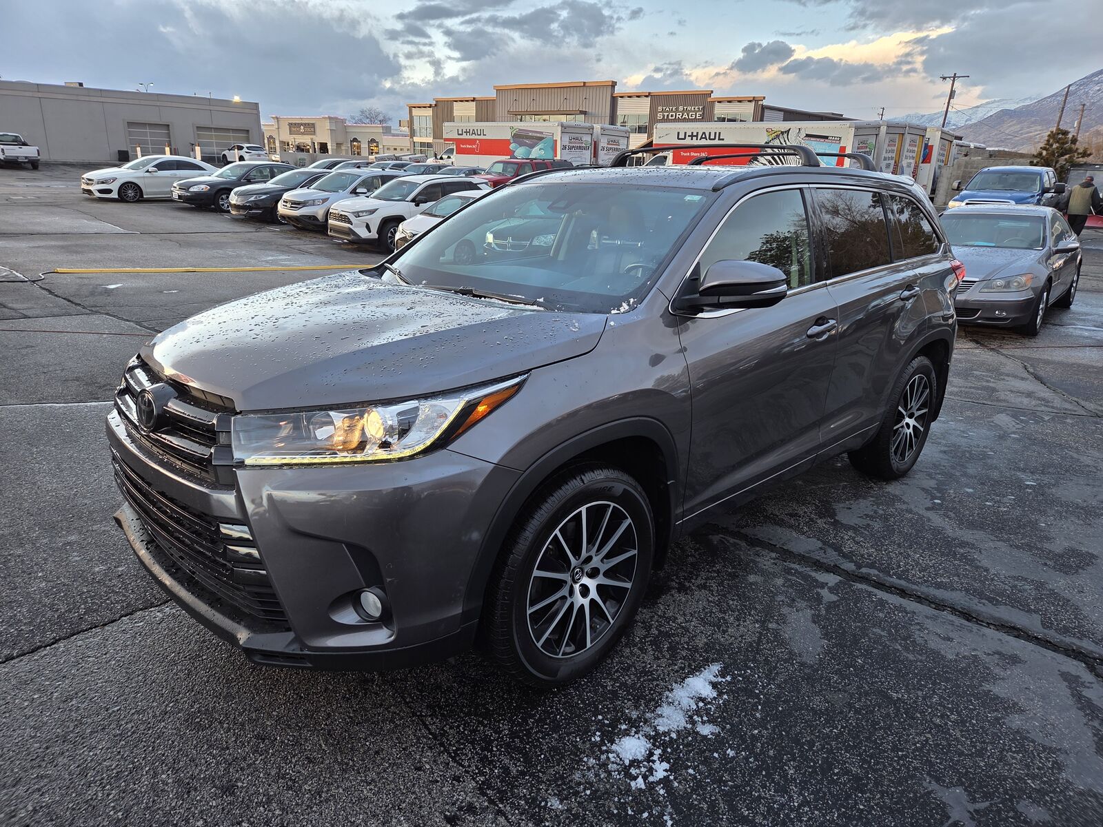 2017 Toyota Highlander SE