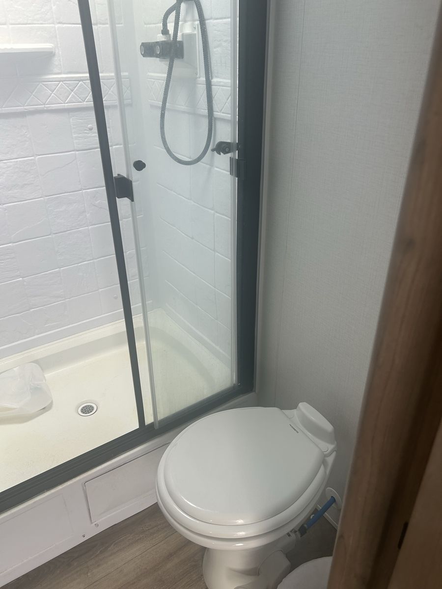Main image 11