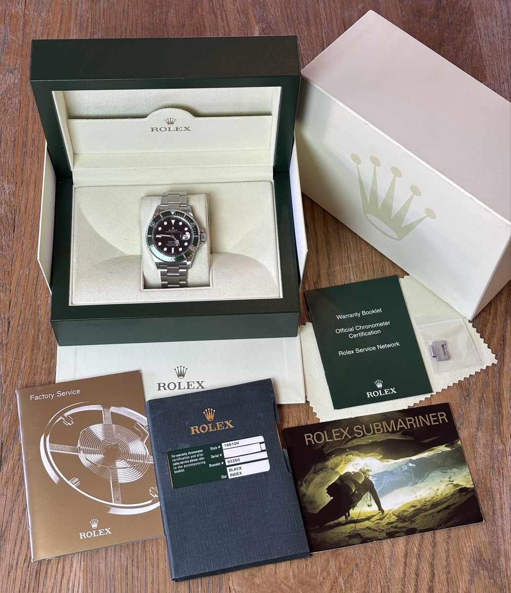 Rolex 50th Anniversary Submariner 16610LV “Kermit”