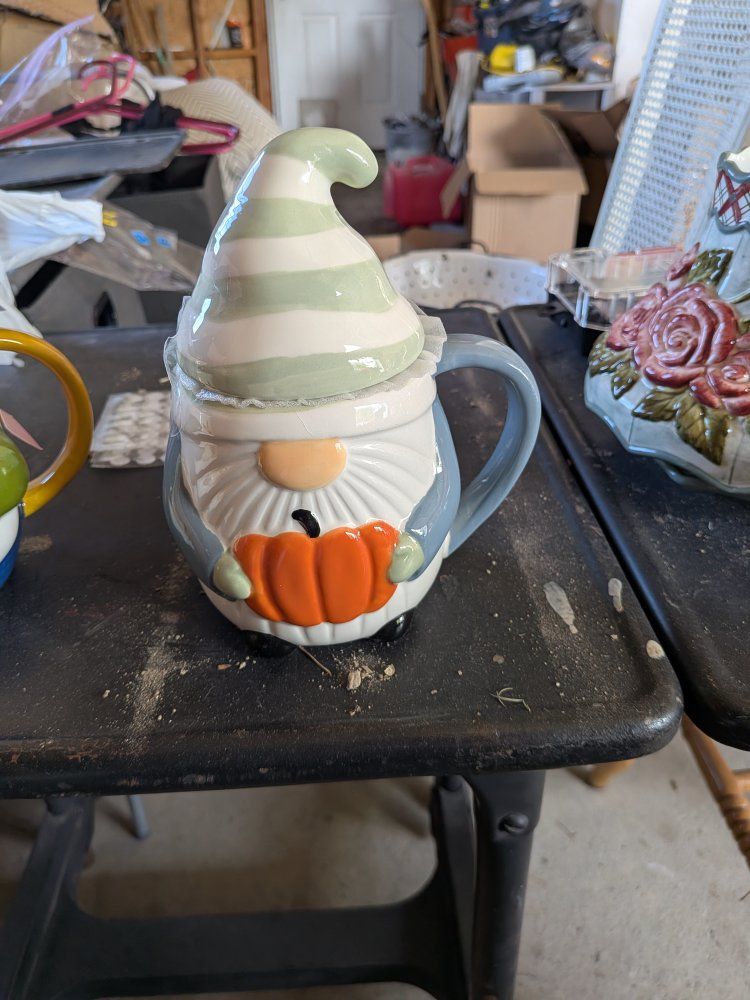 2 gnome cups