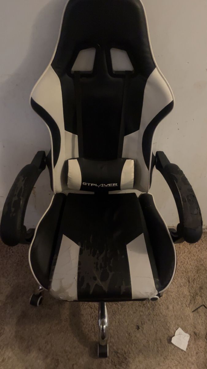 GTRACING GTPLAYER Gaming Chair - Black & White, Adjustable, Lumbar Support - Used