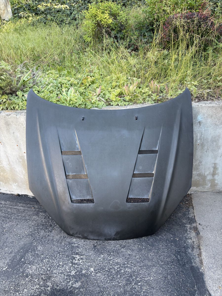 Hyundai Tiburon 2007-2008 carbon fiber hood