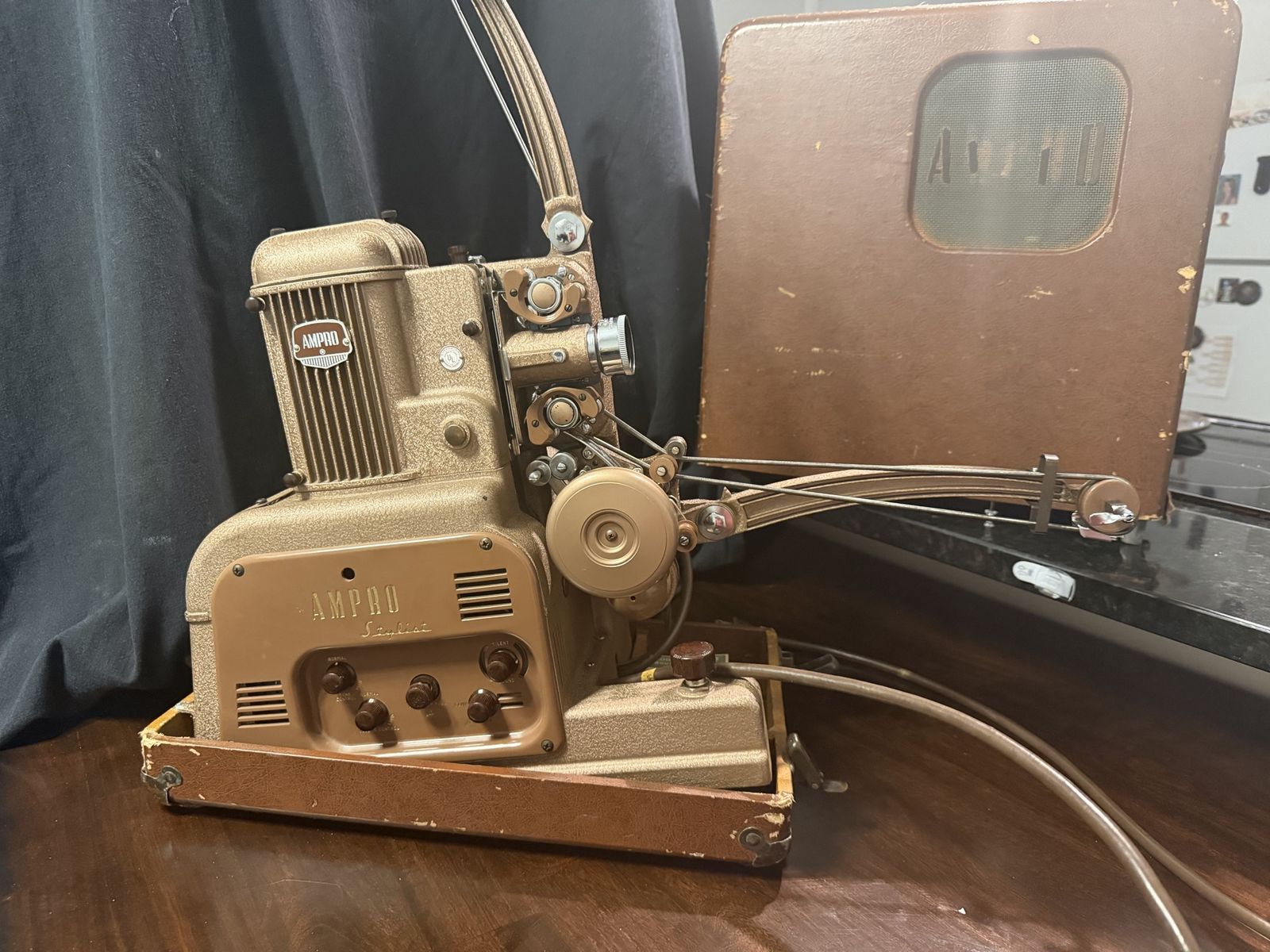 Vintage Ampro 16mm Sound Projector - Classic Film Equipment for Collectors & Enthusiasts