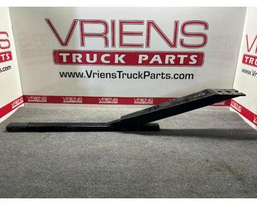 Volvo Exhaust Bracket, Part # 21018917