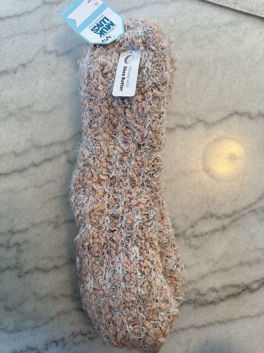 Muk Luks Women's Shea Butter Infused Cabin Socks L/XL (8-11)