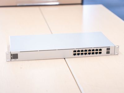 Ubiquiti Unifi 16 Port PoE Managed Switch | USW-16-PoE