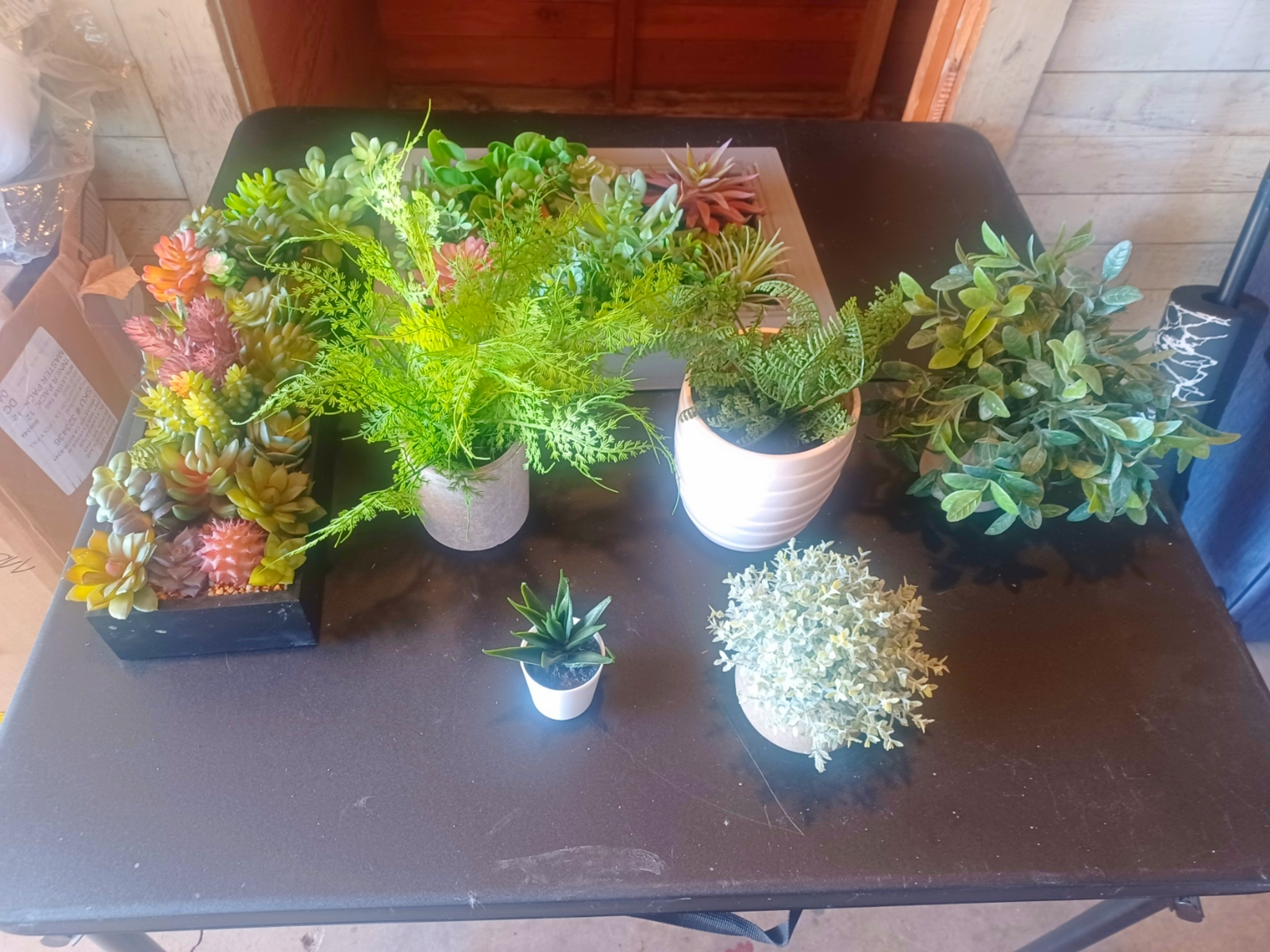 7-Piece Faux Plant Décor Set – No Watering Needed!