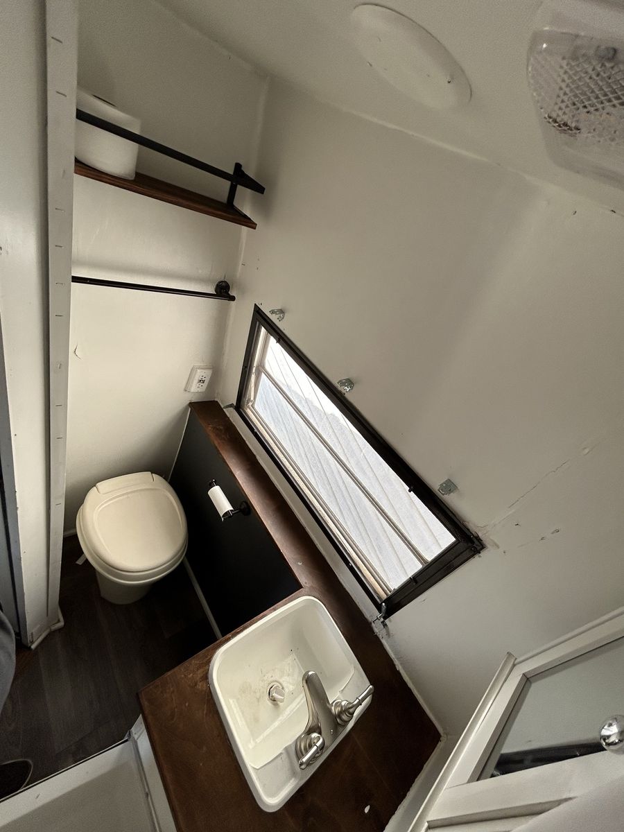Main image 12