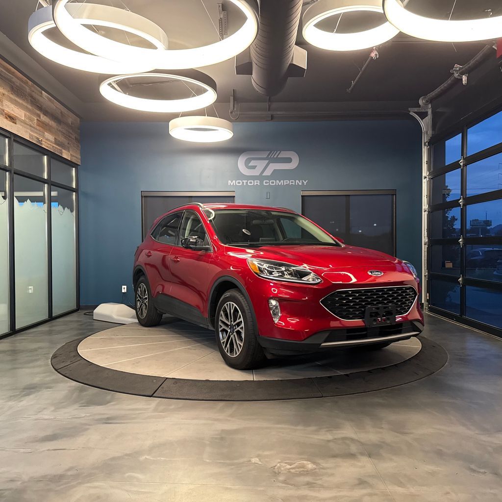 2020 Ford Escape SEL