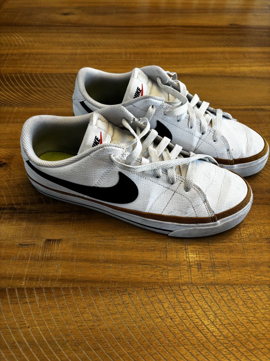 Nike Court Legacy Low Women's Size 9