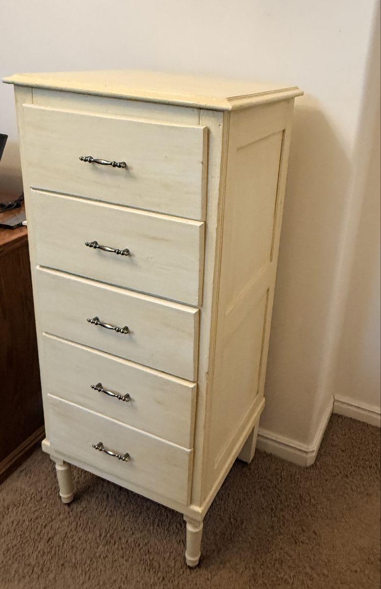 Main image 2