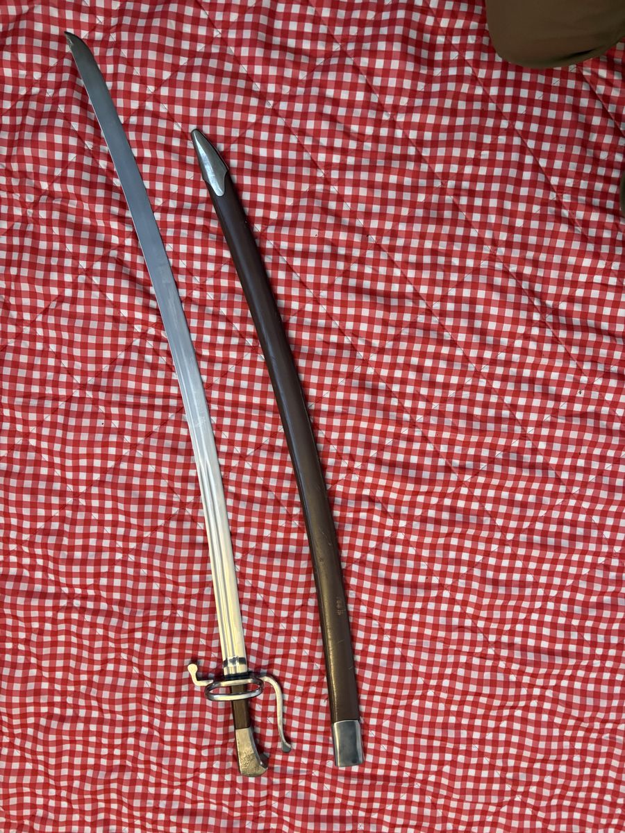 Windlass German Hunting Saber – Battle Ready Sword w/ Scabbard