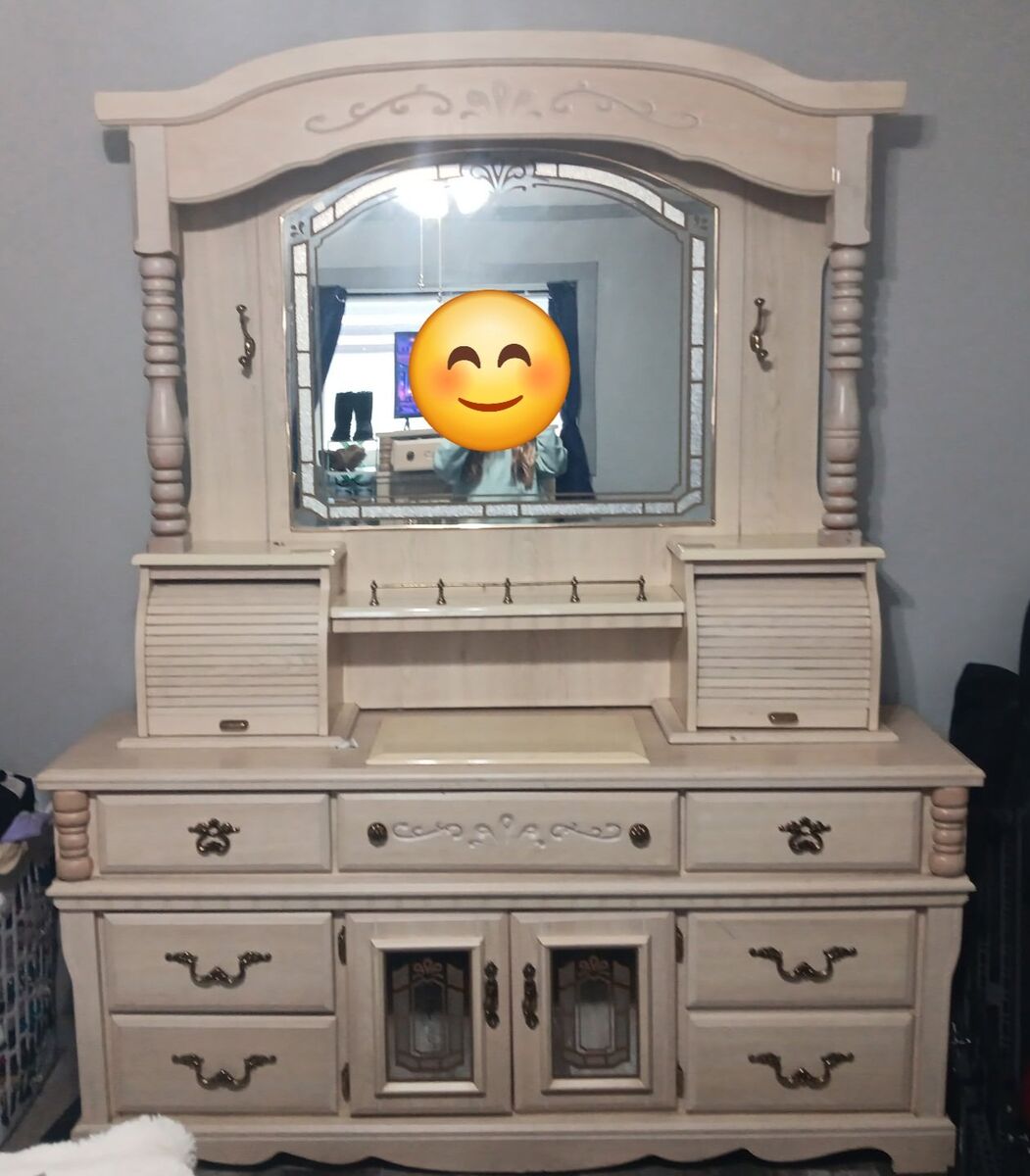 Solid Wood Dresser Set