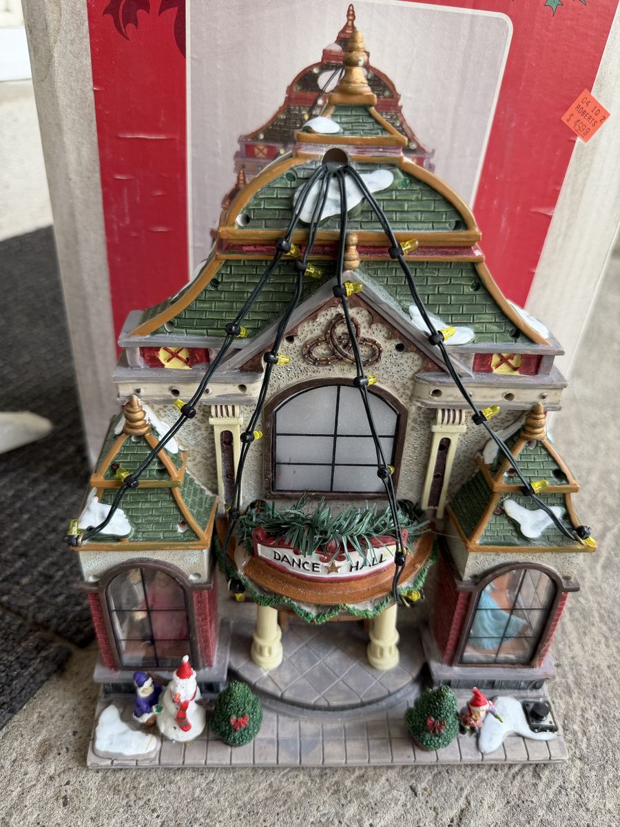 Sterling Animated Musical Christmas Village Buildings Lot Dance Hall & Station