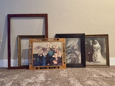 Lot of Vintage / Antique Framed Art and Frames Artwork