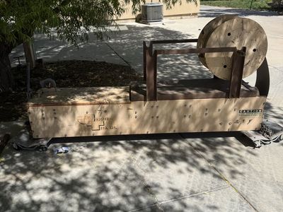 Seamless gutter machine