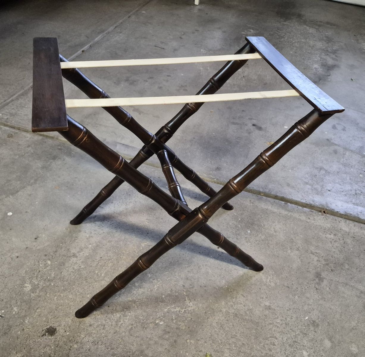 Vintage Dark Wood Wood/Bamboo Style Folding Luggage Rack Stand